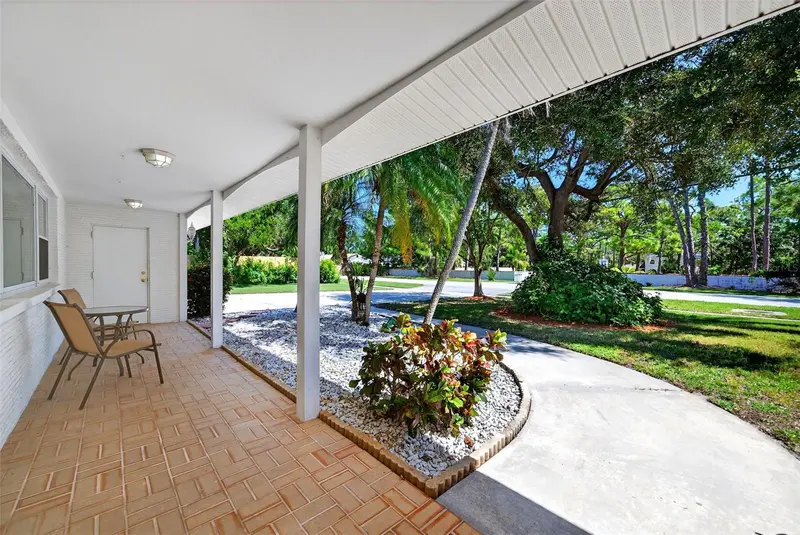 4808 RIVERWOOD AVENUE, SARASOTA, photo 5 of 43