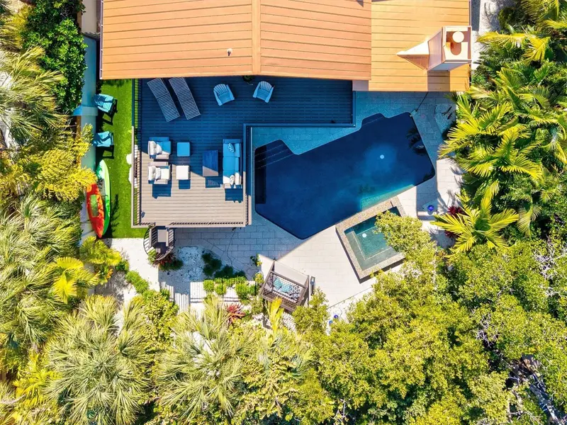 506 58TH STREET, HOLMES BEACH
