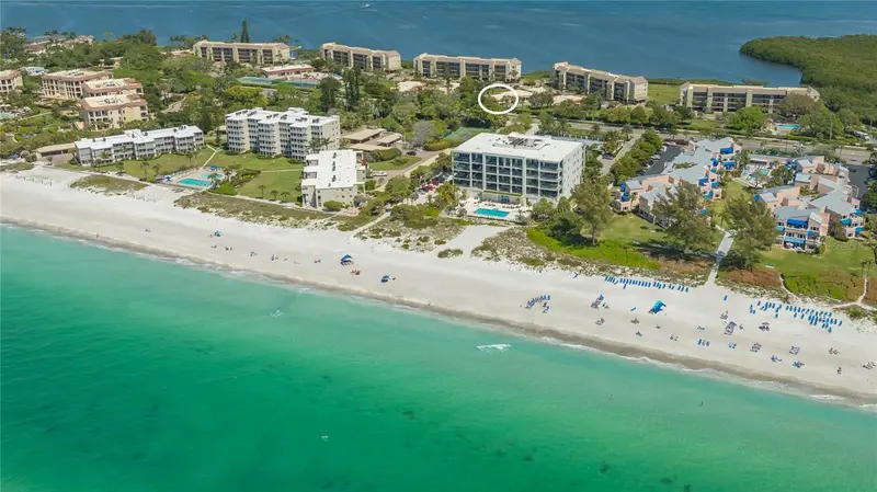4750 GULF OF MEXICO DRIVE #Villa 8, LONGBOAT KEY