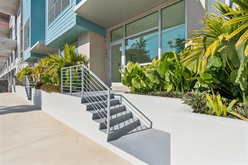 1343 4TH STREET #102, SARASOTA