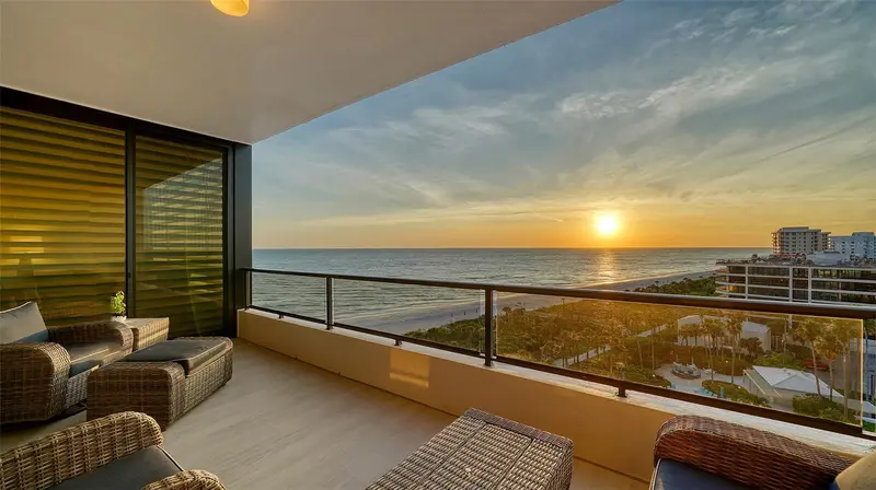 535 SANCTUARY DRIVE #C807, LONGBOAT KEY