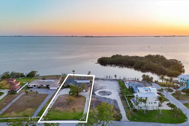 7318 WESTMORELAND DRIVE, SARASOTA, photo 4 of 39