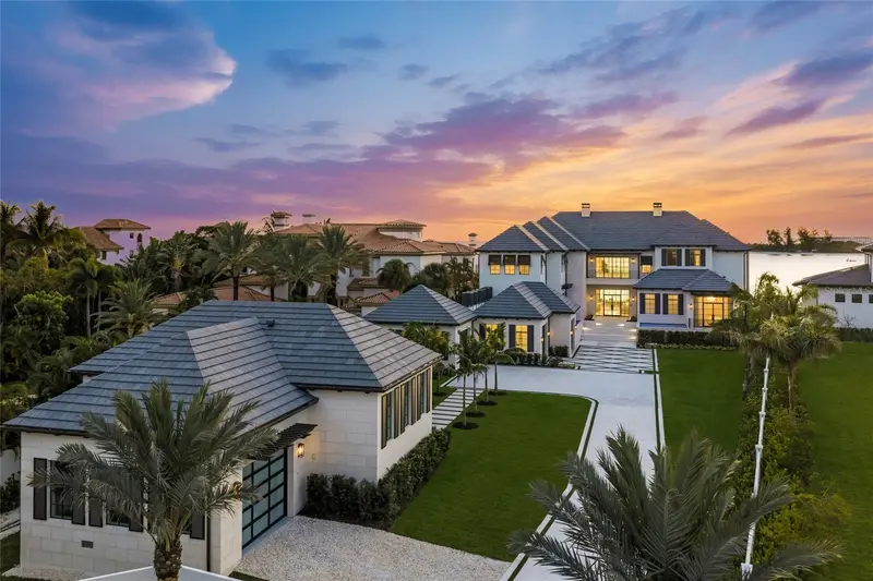 3990 HIGEL AVENUE, SARASOTA