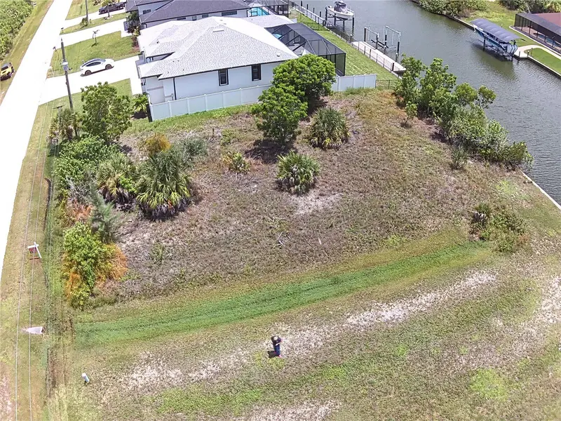 15674 MARGO CIRCLE, PORT CHARLOTTE