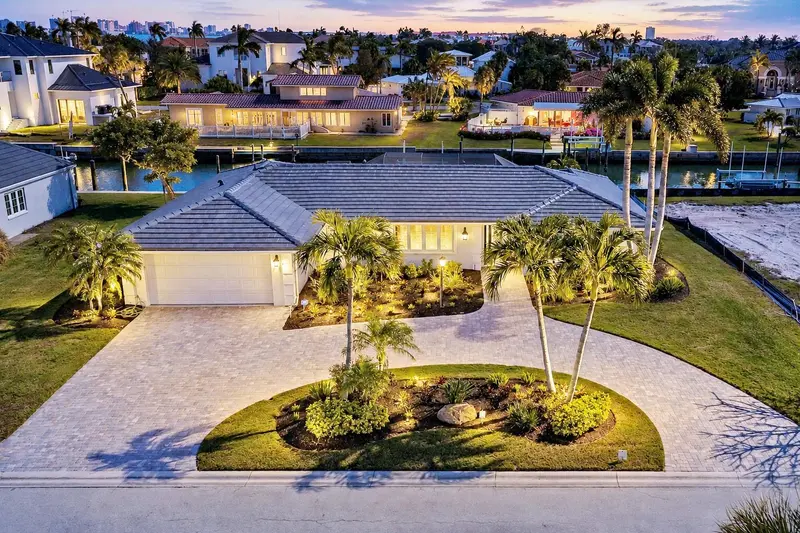 548 GUNWALE LANE, LONGBOAT KEY