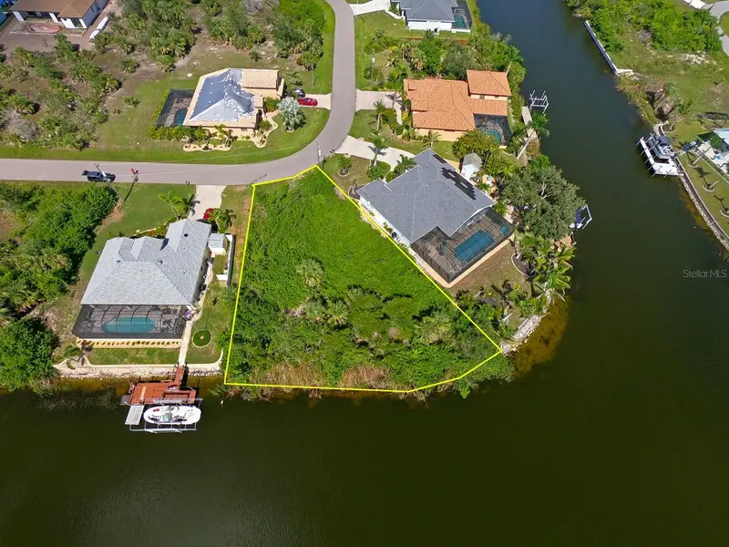 9604 ARNAZ CIRCLE, PORT CHARLOTTE