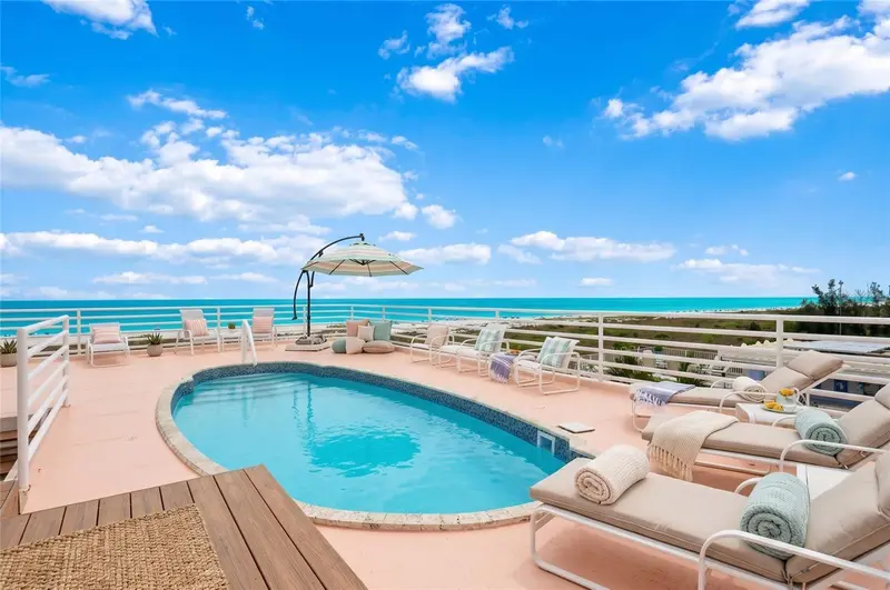 648 BEACH ROAD, SARASOTA