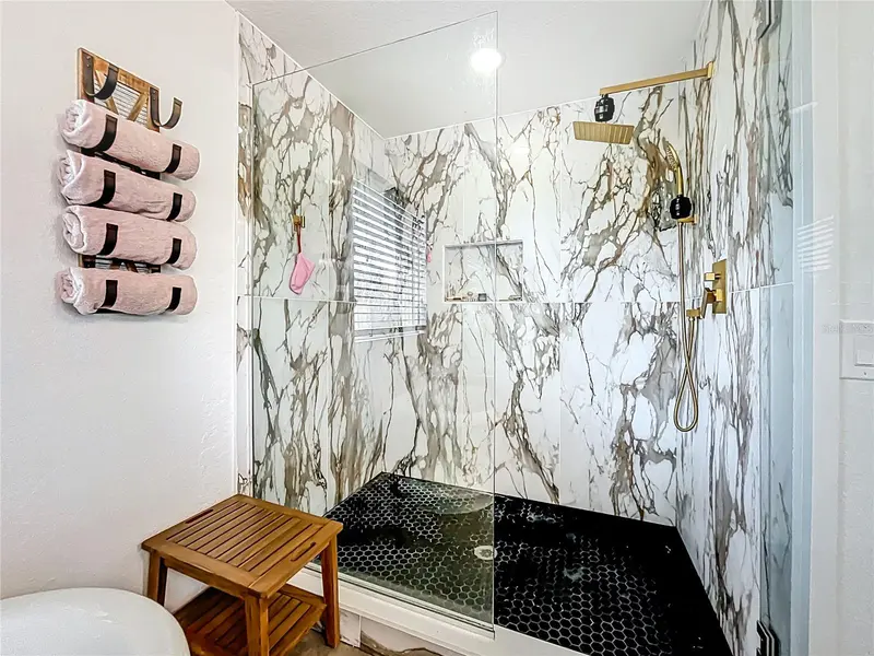 Thumbnail 42