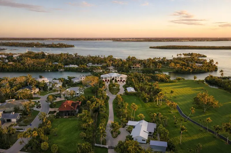 6680 GULF OF MEXICO DRIVE, LONGBOAT KEY