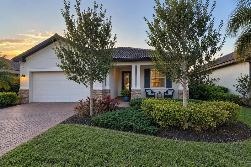19393 CRUISE DRIVE, VENICE