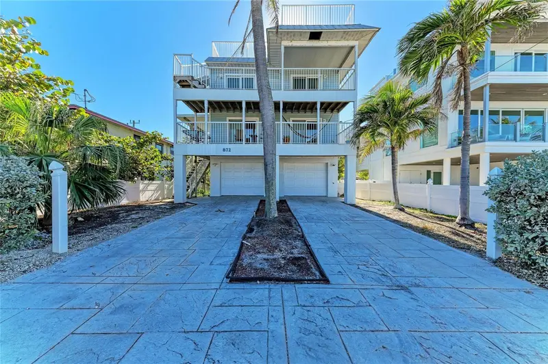 872 NORTH SHORE DRIVE, ANNA MARIA