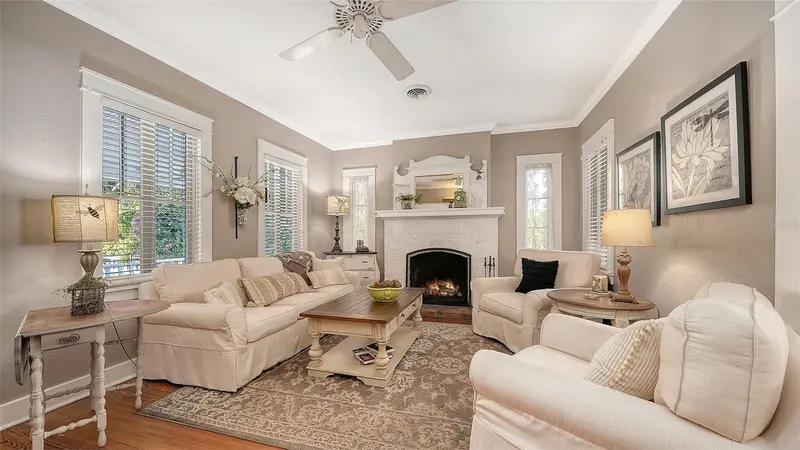 1751 FLOYD STREET, SARASOTA, photo 4 of 50