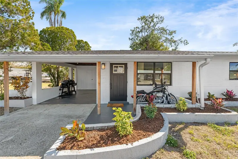 3217 TEAL AVENUE, SARASOTA, photo 2 of 30