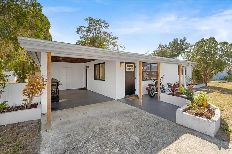 3217 TEAL AVENUE, SARASOTA, photo 3 of 30