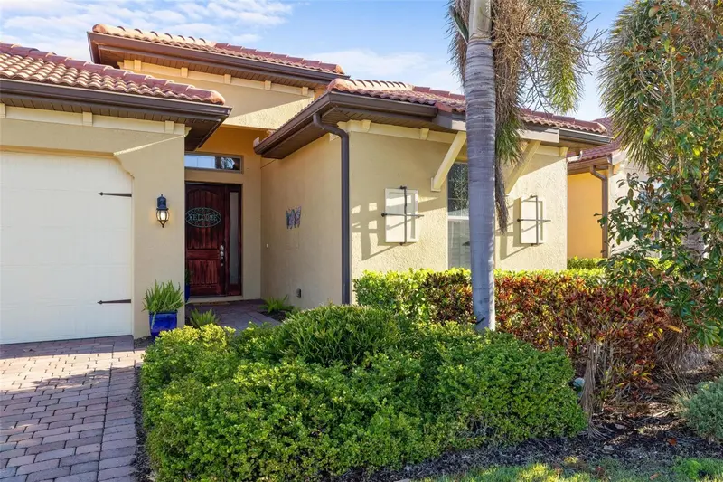108 MARAVIYA BOULEVARD, NOKOMIS