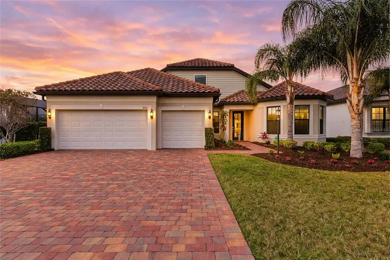 7110 GRADFORD COURT, LAKEWOOD RANCH