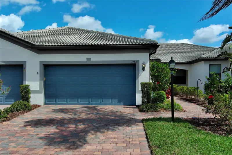 17631 CAMDEN DRIVE, BRADENTON
