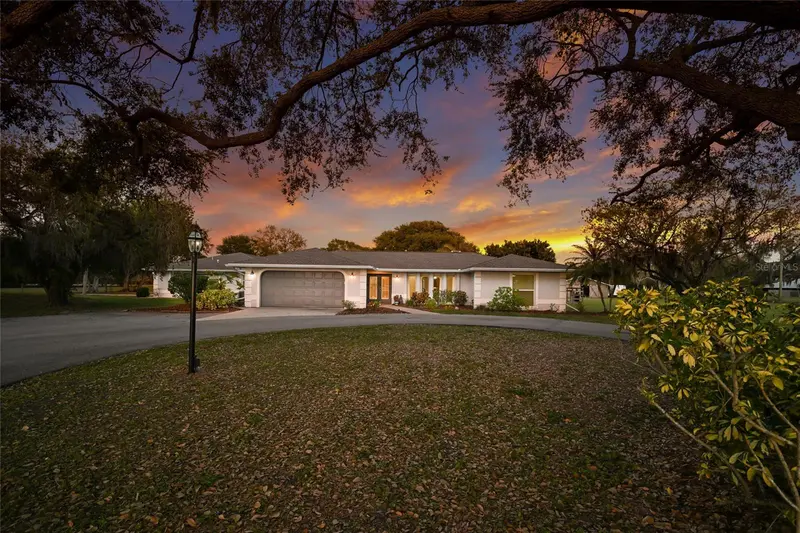 1516 FOX CREEK DRIVE, SARASOTA