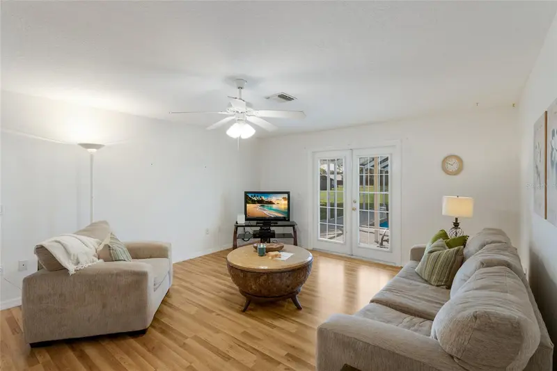 Thumbnail 57