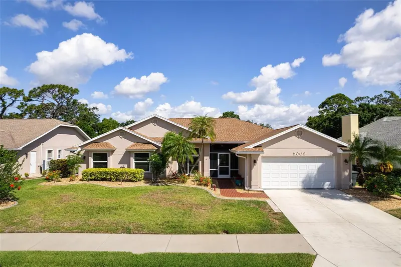 5009 SOUTHERN PINE CIRCLE, VENICE, photo 2 of 48