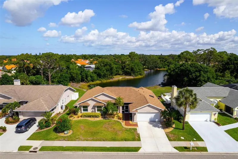 5009 SOUTHERN PINE CIRCLE, VENICE