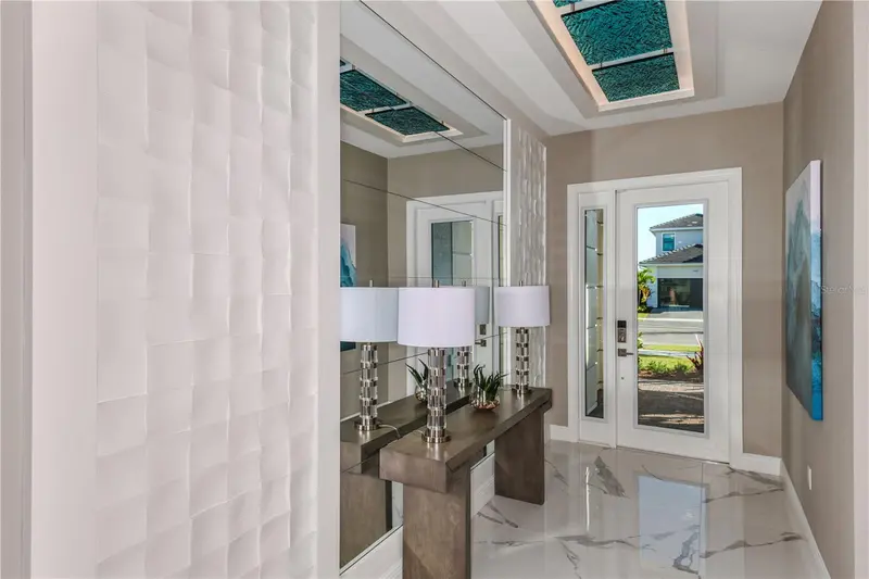 5052 SIMONS COURT, LAKEWOOD RANCH, photo 4 of 73