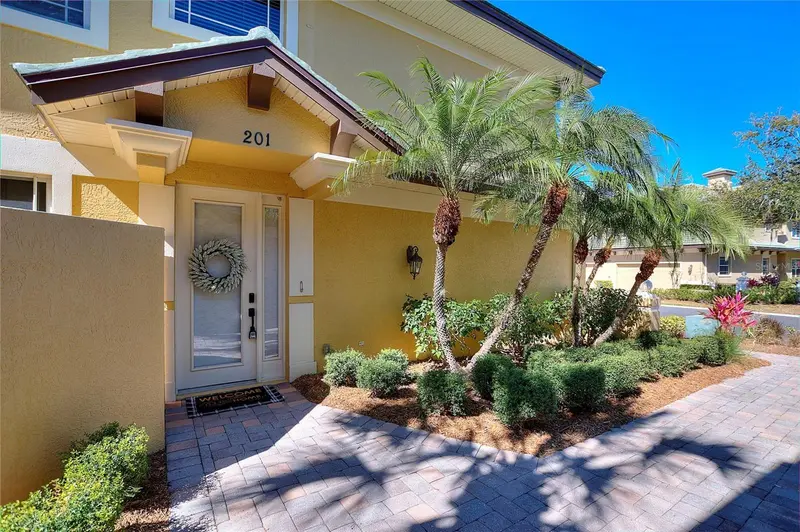 6508 MOORINGS POINT CIRCLE #201, LAKEWOOD RANCH, photo 3 of 63