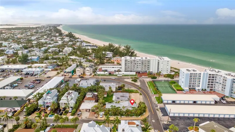 201 54TH STREET, HOLMES BEACH