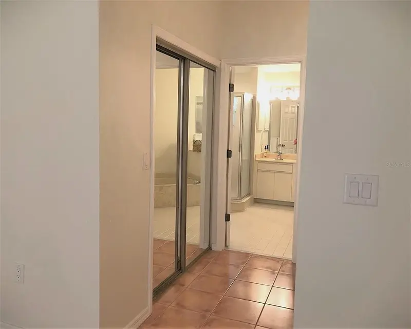 Thumbnail 25
