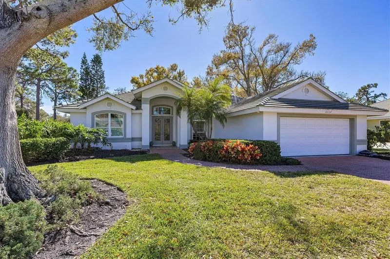 8684 WOODBRIAR DRIVE, SARASOTA