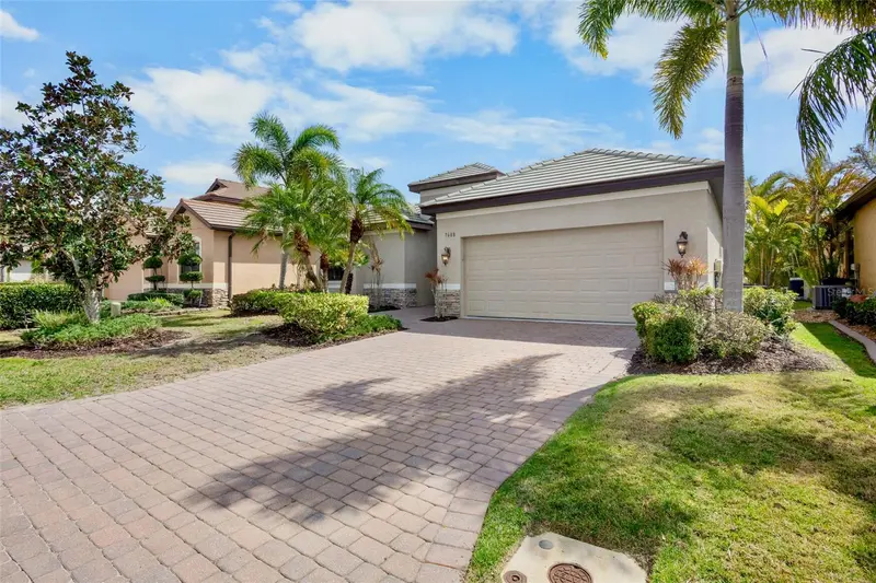7608 RIO BELLA, BRADENTON