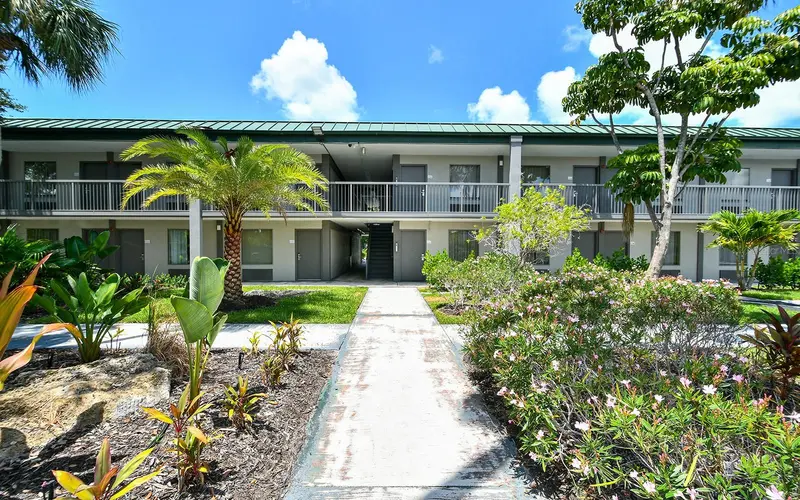 7150 TAMIAMI TRAIL #S-612, SARASOTA