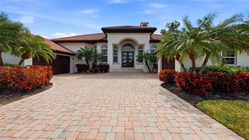 7637 COVE TERRACE, SARASOTA, photo 2 of 60