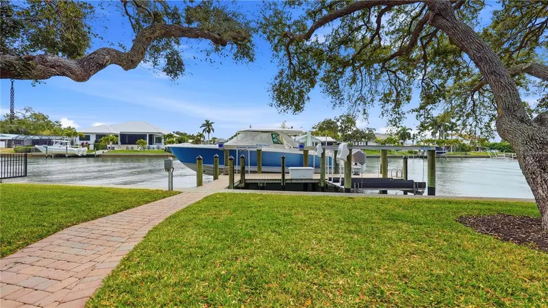 7637 COVE TERRACE, SARASOTA, photo 4 of 60
