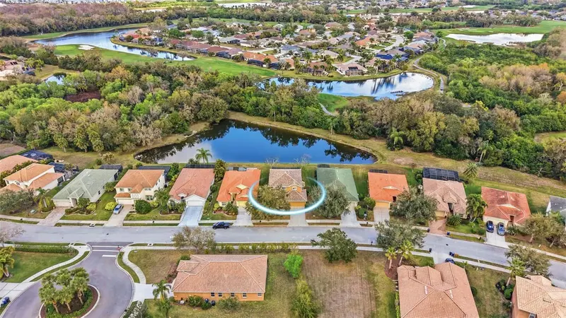 8725 STONE HARBOUR LOOP, BRADENTON, photo 3 of 84