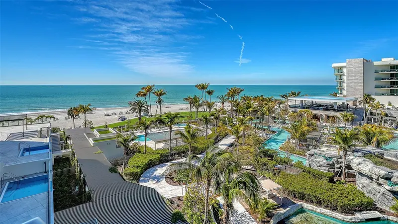 1561 GULF OF MEXICO DRIVE #404, LONGBOAT KEY