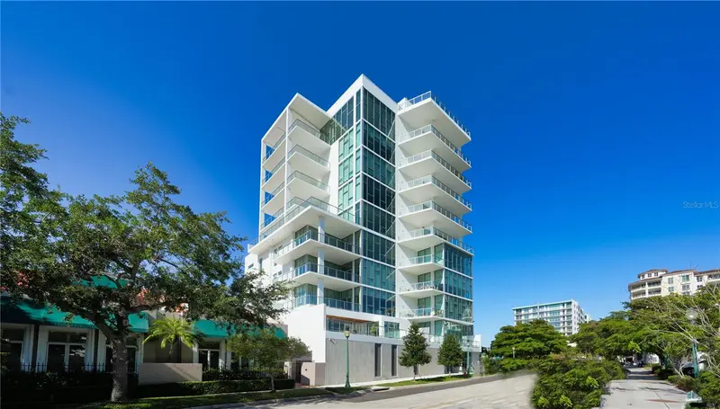 1335 2ND STREET #Villa 2E, SARASOTA