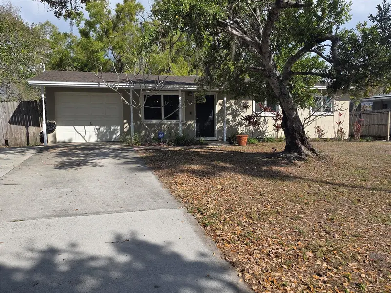 1015 RHODES AVENUE, SARASOTA