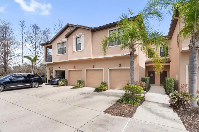 4307 VIA PIEDRA CIRCLE #6-102, SARASOTA, photo 4 of 36