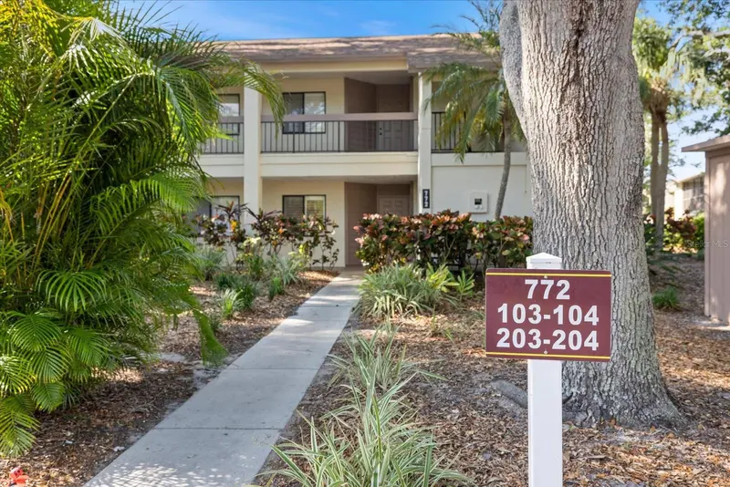 772 BIRD BAY DRIVE #104, VENICE