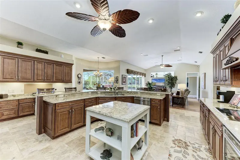 Thumbnail 25