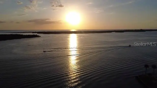 Thumbnail 28