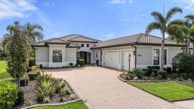 16316 CASTLE PARK TERRACE, LAKEWOOD RANCH