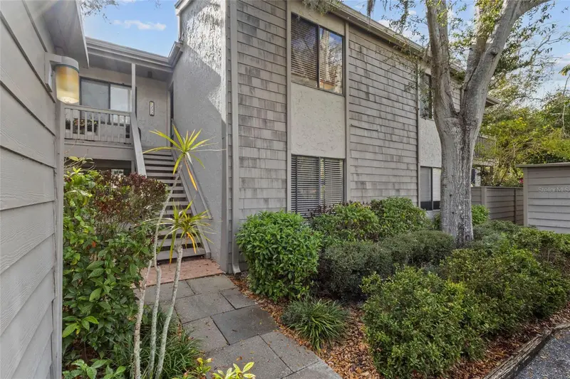 1633 BOATHOUSE CIRCLE #232, SARASOTA