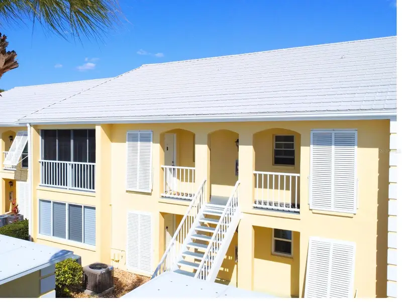 410 CERROMAR CIRCLE #242, VENICE