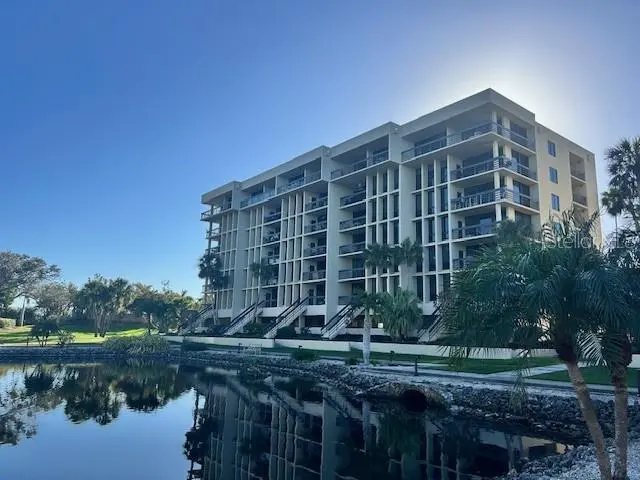 1095 GULF OF MEXICO DRIVE #104, LONGBOAT KEY