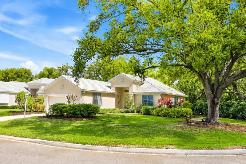 7904 HAMPTON COURT, UNIVERSITY PARK