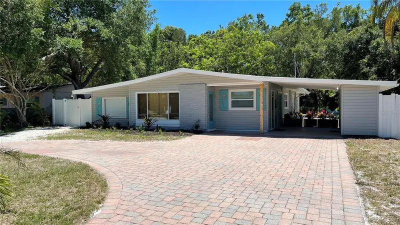 2504 MILMAR DRIVE, SARASOTA