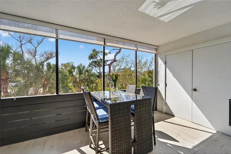 Thumbnail 42