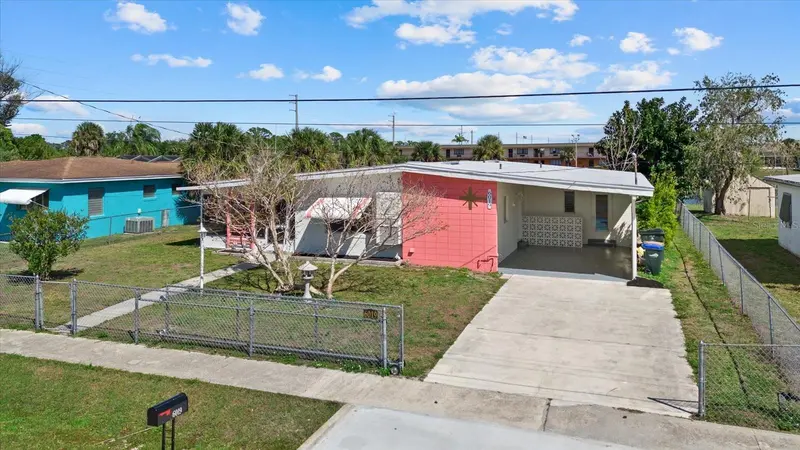 6019 MERRIL STREET, NORTH PORT